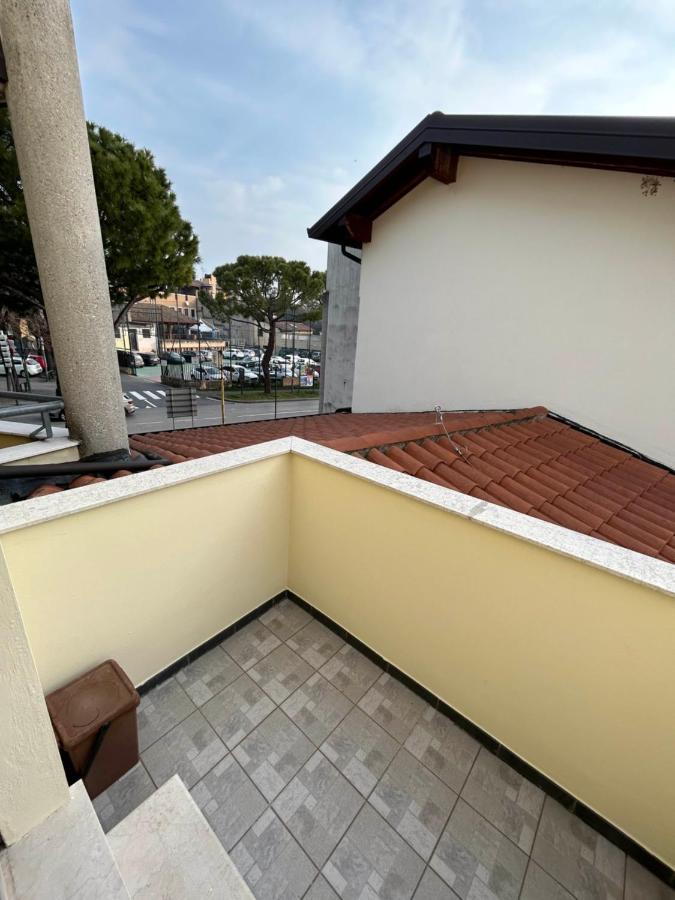 Marconi67 Apartment Desenzano del Garda Exterior photo